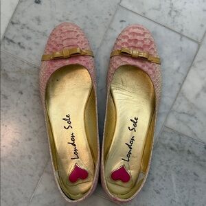 London Sole Pink and Gold Textured Flats